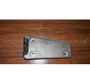 Б/У Направляющая тяги задней двери верхняя Fiat Ducato 244 (2002-2006), 1303906080