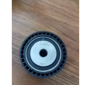 Паразитный ролик ремня ГРМ Peugeot Partner M59 (2003-2008) 1.9D (1868), 2.0HDi, 083028, 083063, T42070 Паразитный ролик ремня ГРМ Peugeot Partner M59 (2003-2008) 1.9D (1868), 2.0HDi, 083028, 083063, T42070