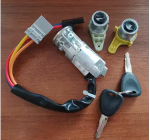 Замок запалювання (+ серцевини переніх дверей) Nissan Kubistar (1997-2008) 8200176685,7701470736,FT82338 Замок запалювання (+ серцевини переніх дверей) Nissan Kubistar (1997-2008) 8200176685,7701470736,FT82338