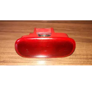 Б/У Дополнительный фонарь стоп сигнала Renault Master III (2003-2010), 7700352940 Б/У Дополнительный фонарь стоп сигнала Renault Master III (2003-2010), 7700352940