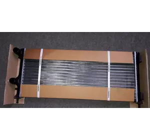 Радиатор охлаждения Fiat Doblo (2005-2009) 1.3/1.9Mjtd, 51861635, 51779233, D7F022TT