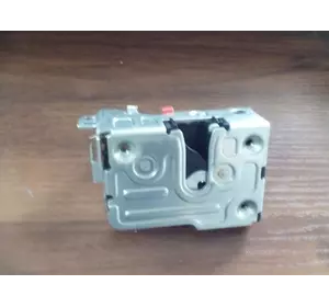 Передний замок левой двери Renault Master III (2003-2010) механический, 7701046145, 500314255 Передний замок левой двери Renault Master III (2003-2010) механический, 7701046145, 500314255