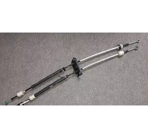 Трос переключения передач кулисы КПП 5-ти ступка Fiat Ducato 250 (2006-2014) 2.2D, 2.3JTD, 55208985, 55208346, FT73013 Трос переключения передач кулисы КПП 5-ти ступка Fiat Ducato 250 (2006-2014) 2.2D, 2.3JTD, 55208985, 55208346, FT73013