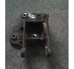 Кронштейн подвесного подшипника полуоси Renault Master III (2003-2006) 2.5DCi, 8200712061, 8200027177 Кронштейн подвесного подшипника полуоси Renault Master III (2003-2006) 2.5DCi, 8200712061, 8200027177