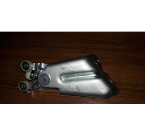 Верхний ролик боковой двери Peugeot Boxer IV (2014-.....), 9033V3, 05.0055 Верхний ролик боковой двери Peugeot Boxer IV (2014-.....), 9033V3, 05.0055