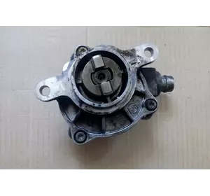 Б/У Вакуумный насос Renault Trafic (2000-2014) 2.5DCi, 8200102535 Б/У Вакуумный насос Renault Trafic (2000-2014) 2.5DCi, 8200102535