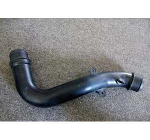 Б/У Патрубок интеркулера левый Fiat Scudo 220 (1995-2004) 2.0JTD, 1491324080, 1493037080 Б/У Патрубок интеркулера левый Fiat Scudo 220 (1995-2004) 2.0JTD, 1491324080, 1493037080