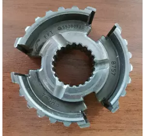 Б/У Ступица муфты КПП 5 передачи Fiat Doblo (2000-2005) 1.4/1.6i 55200966 Б/У Ступица муфты КПП 5 передачи Fiat Doblo (2000-2005) 1.4/1.6i 55200966