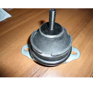 Права подушка двигуна Fiat Scudo 220 (1995-2004), 9635939880, 9612157380, 1483748080, 9635939980, 1484063080, MC 02942 Права подушка двигуна Fiat Scudo 220 (1995-2004), 9635939880, 9612157380, 1483748080, 9635939980, 1484063080, MC 02942