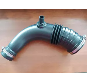 Патрубок повітряного фільтра Fiat Ducato 250 (2006-2014) 2.3JTD 1350798080,1366971080,68186822AA,FT65605 Патрубок повітряного фільтра Fiat Ducato 250 (2006-2014) 2.3JTD 1350798080,1366971080,68186822AA,FT65605