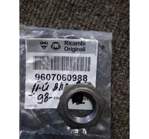 Гайка вторичного вала КПП Fiat Scudo 220 (1995-2004) 1.9TD, 2.0JTD, 9607060988 Гайка вторичного вала КПП Fiat Scudo 220 (1995-2004) 1.9TD, 2.0JTD, 9607060988