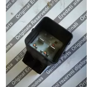 Б/У Реле свечей накала (8 контактов) Citroen Jumpy III (2007-.....) 1.6/2.0hdi 9640469680,20304048,598140,51252002 Б/У Реле свечей накала (8 контактов) Citroen Jumpy III (2007-.....) 1.6/2.0hdi 9640469680,20304048,598140,51252002
