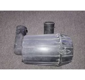 Б/У Корпус воздушного фильтра Peugeot Boxer II (2002-2006) стоящий, 1420N7, 1307194080 Б/У Корпус воздушного фильтра Peugeot Boxer II (2002-2006) стоящий, 1420N7, 1307194080