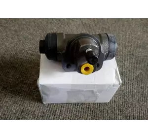 Задний тормозной цилиндр Renault Master III (2003-2010) левый, 7701044602, BC147 Задний тормозной цилиндр Renault Master III (2003-2010) левый, 7701044602, BC147