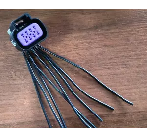 Разъем заднего фонаря (штекер, соединение, фишка) Peugeot Boxer IV (2014-.....) 1607428280,1370206080,LRB121,V24-83-0010,1651972M Разъем заднего фонаря (штекер, соединение, фишка) Peugeot Boxer IV (2014-.....) 1607428280,1370206080,LRB121,V24-83-0010,1651972M