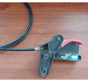 Б/У Ручка открывания капота + трос Fiat Doblo (2000-2005) 46747436,46790805,46828291 Б/У Ручка открывания капота + трос Fiat Doblo (2000-2005) 46747436,46790805,46828291