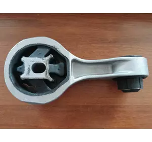 Опора двигуна права (подушка) Nissan Primastar (2006-2011) 2.0DCI 93853920,8200404271,4416894,FT52613 Опора двигуна права (подушка) Nissan Primastar (2006-2011) 2.0DCI 93853920,8200404271,4416894,FT52613