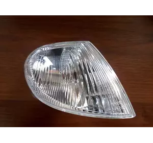 Правый поворотник Citroen Berlingo M49 (1996-2003), 630382, 630385, 18-5513-01-2 Правый поворотник Citroen Berlingo M49 (1996-2003), 630382, 630385, 18-5513-01-2