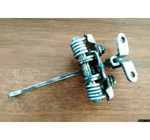 Б/У Ограничитель двери передней правой/ левой (стопорная тяга) Fiat Scudo 220 (1995-2004) 1462455080, 9181 90,RBM 3383 Б/У Ограничитель двери передней правой/ левой (стопорная тяга) Fiat Scudo 220 (1995-2004) 1462455080, 9181 90,RBM 3383