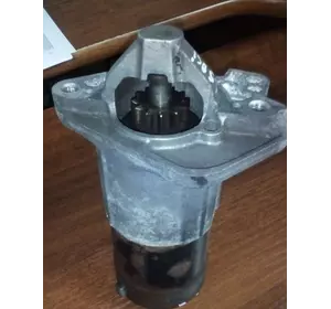 Б/У Стартер Renault Kangoo (1997-2007) 1.5DCi, M000T87881, 8200584675 Б/У Стартер Renault Kangoo (1997-2007) 1.5DCi, M000T87881, 8200584675