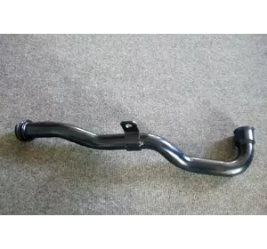 Патрубок водяного насоса нагнетательный Nissan Primastar (2000-2006) 2.5DCi, 8200298073, 8200113120, T403202 Патрубок водяного насоса нагнетательный Nissan Primastar (2000-2006) 2.5DCi, 8200298073, 8200113120, T403202